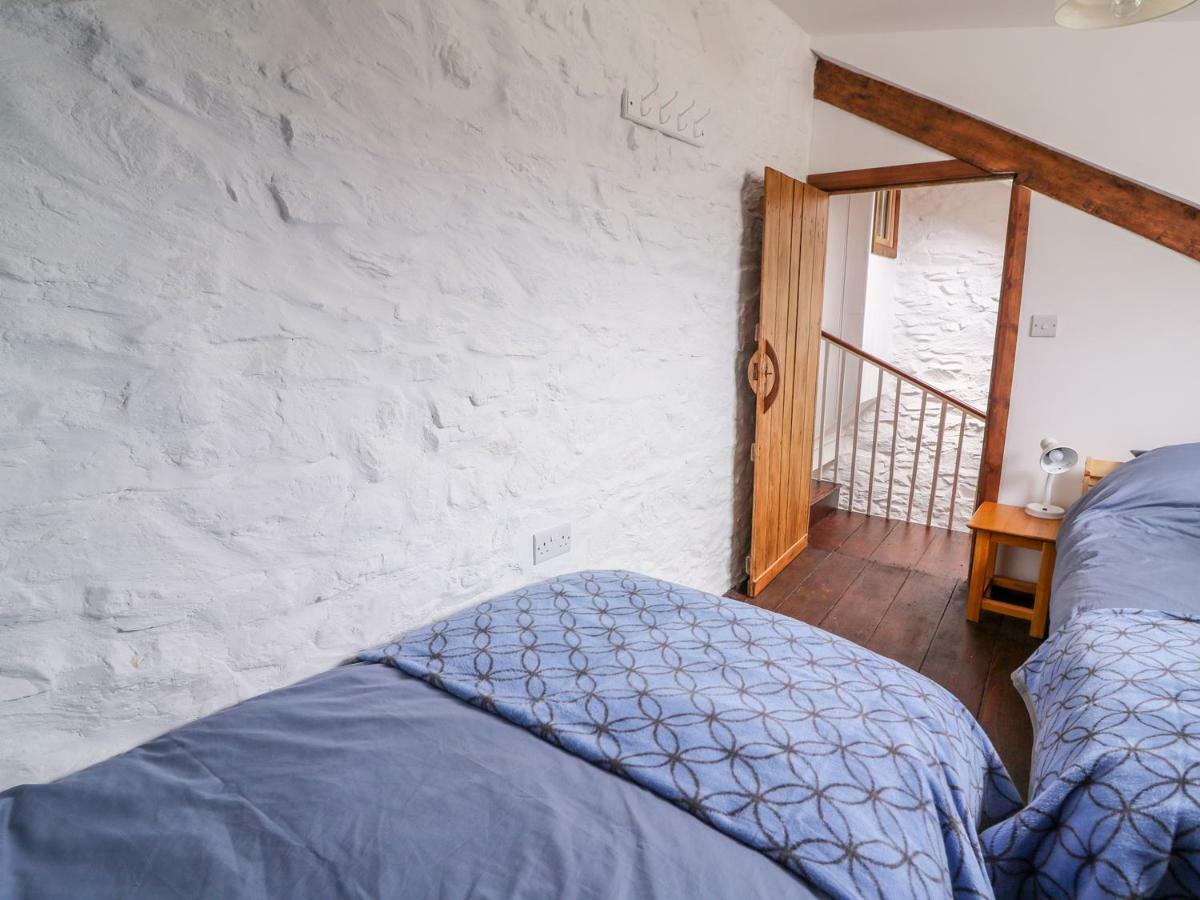 Llety Villa Fishguard Exteriör bild