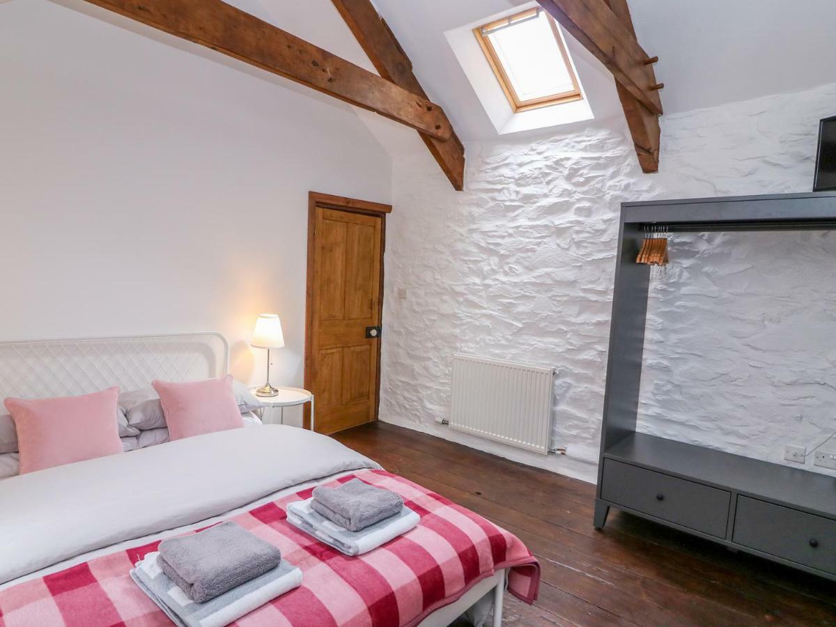 Llety Villa Fishguard Exteriör bild